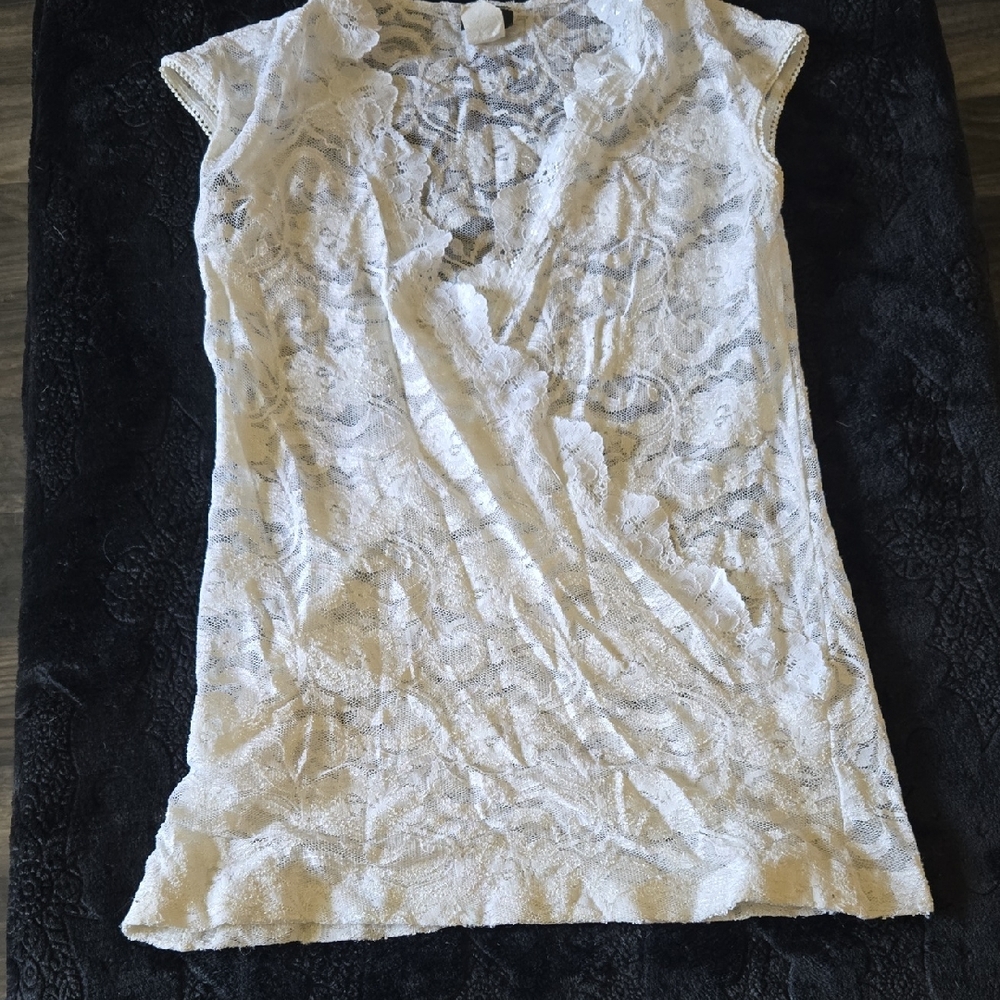 Vanity White Polo Blouse Fitted Graphic Style